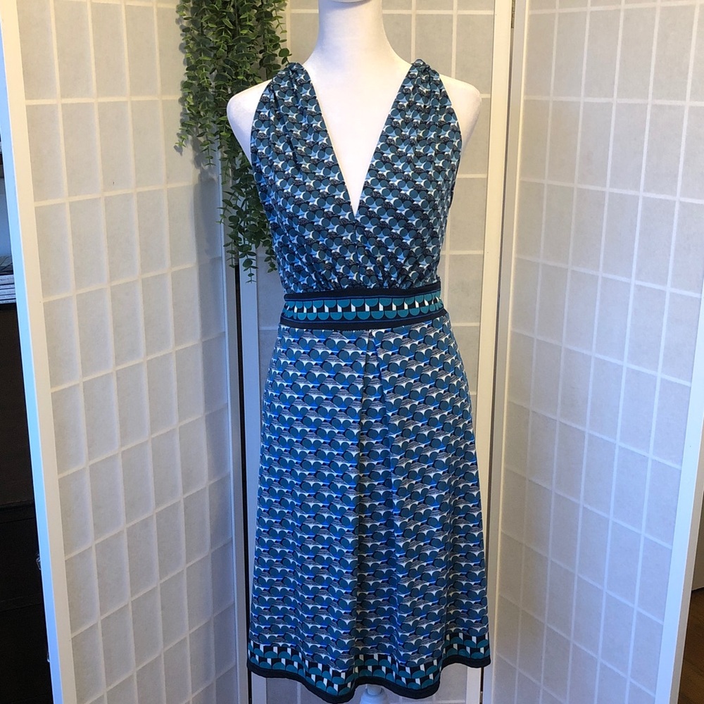 MAX STUDIO Darling, Sleeveless, V-Neck Summer Dress in Large